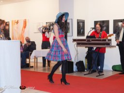 Fashion Show in der Contemplor Galerie Wien am 14. 03. 2024